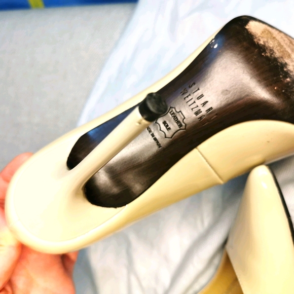 Women's Stuart Weitzman Heels - Picture 6 of 7